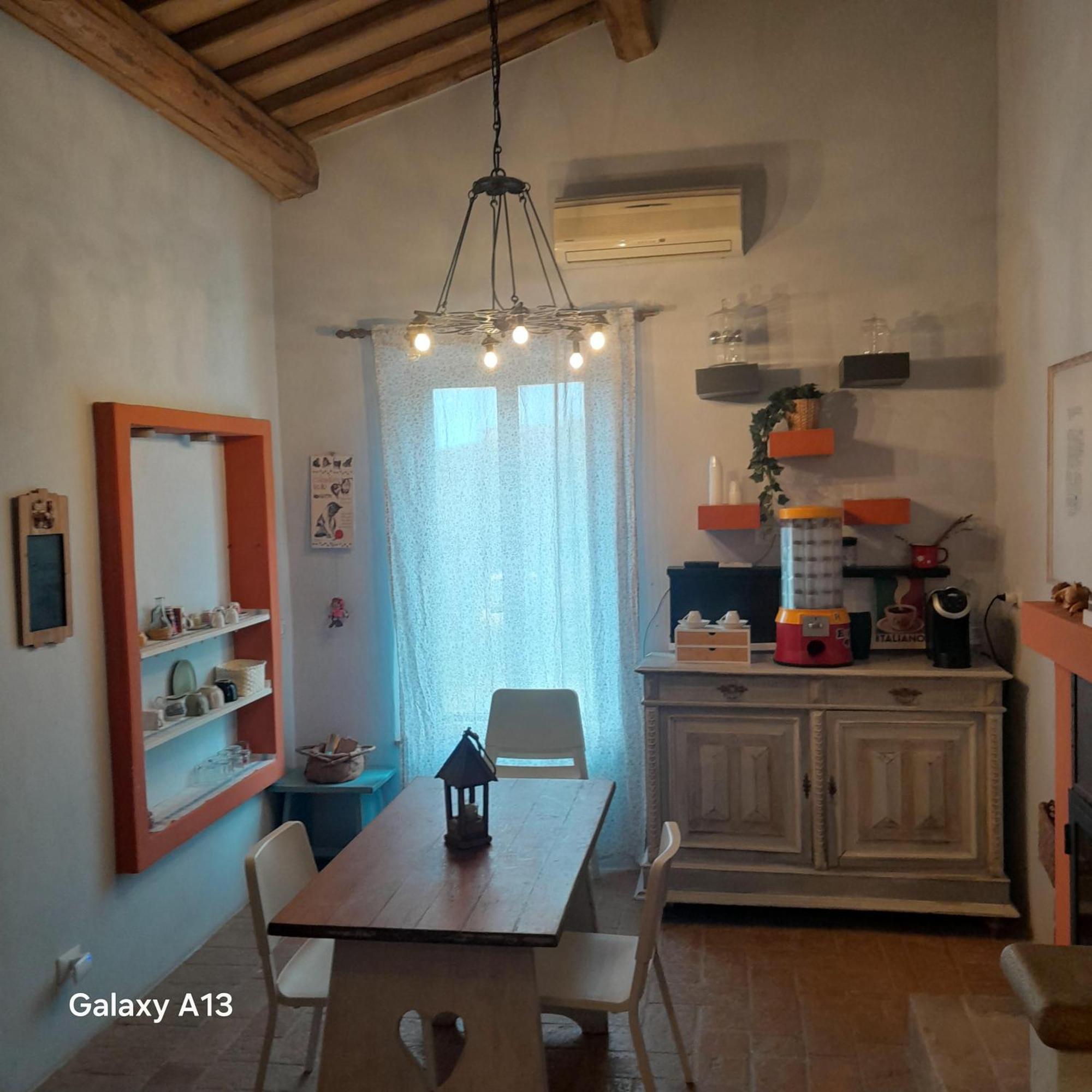 Casa Vacanza In Casale Vicino Orvieto Ficulle Exterior photo
